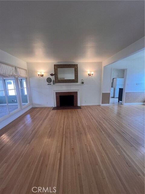 Building Photo - 8459 Strub Ave
