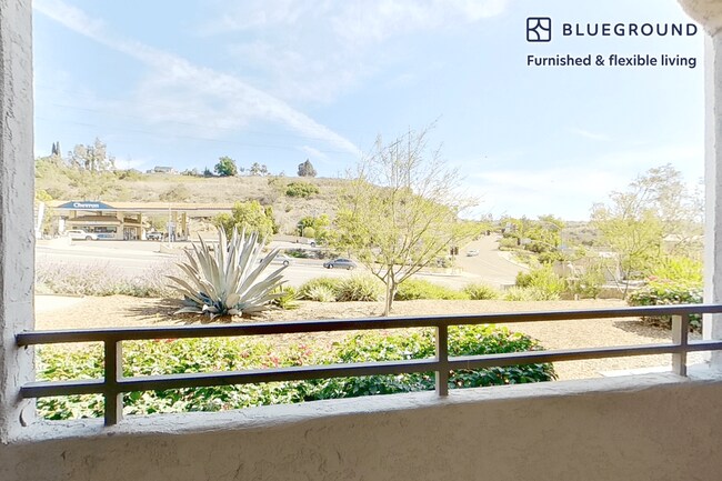 Foto del edificio - 10024 Paseo Montril