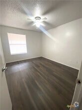 Building Photo - 205 Craddock Ave