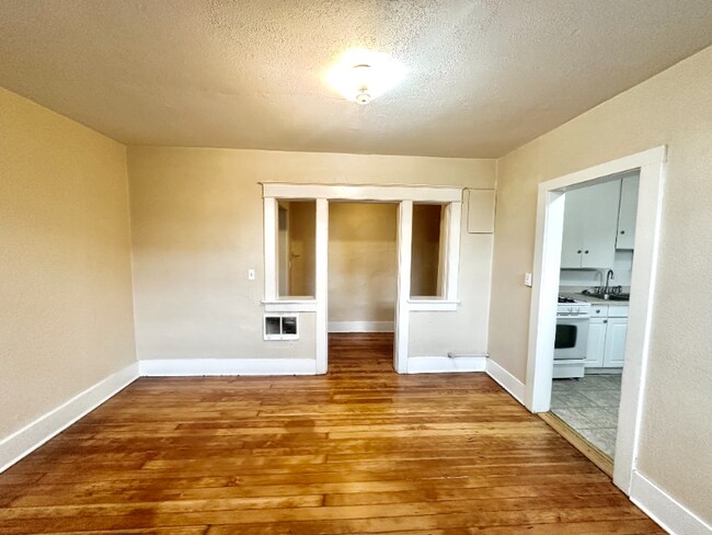 Foto del edificio - 816 S 8th St