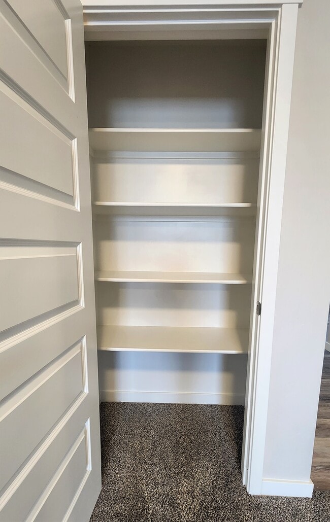 Foto del edificio - 320 N Woodruff Ave