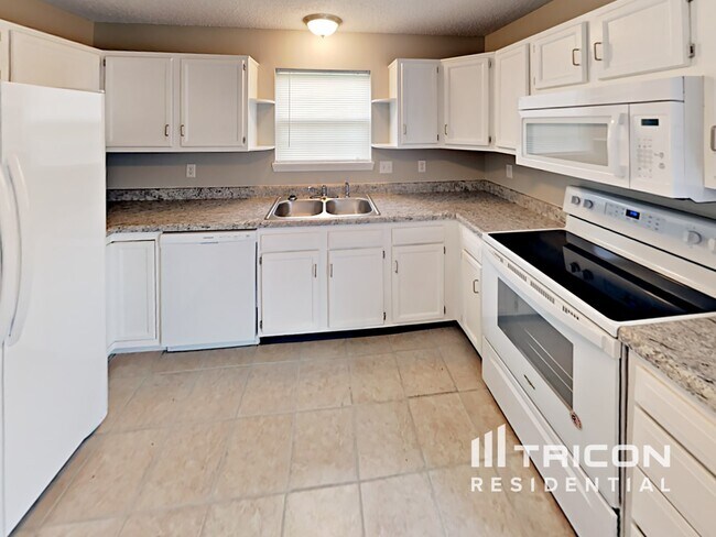 Building Photo - 416 Leffler Dr