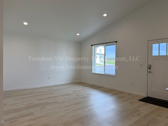 Foto del edificio - 1019 Peach Rd