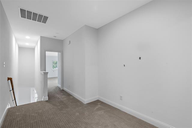 Building Photo - 3400 Vista Highlands Ln