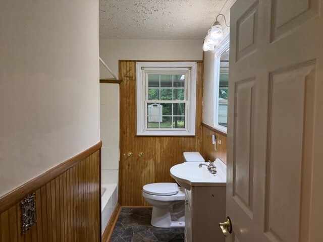 Foto del edificio - 111 Todd Cir