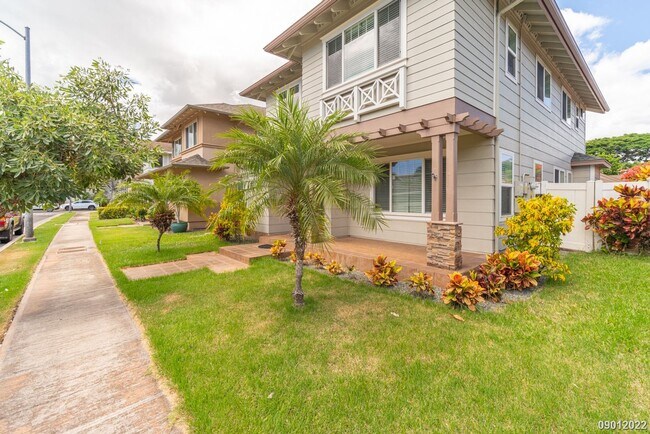 Foto del edificio - 4BR/ 2.5BA/ 3PKG/ 30 PV panels in Ocean Po...