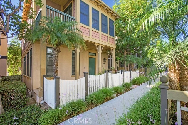 Building Photo - 2682 Bungalow Pl