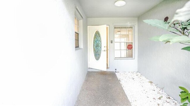 Foto del edificio - 9276 SW 18th Rd