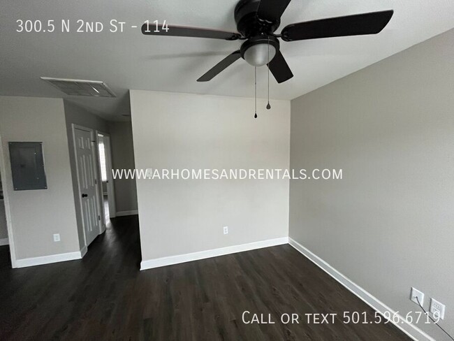 Foto del edificio - Austin Oaks 300 N 2nd St - Unit 114 - 2 Be...