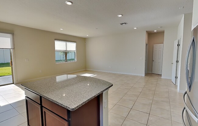 Building Photo - 3417 Soaring Dr