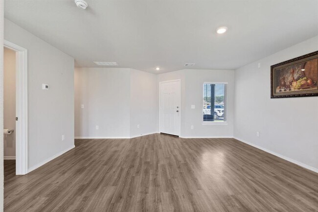 Building Photo - 26107 Idleford Ln