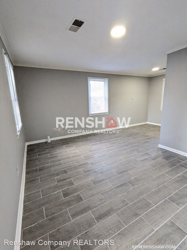 Foto del edificio - 2 br, 1 bath House - 378 W Brooks Rd