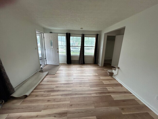 Foto del edificio - 14018 Cayuga Ct