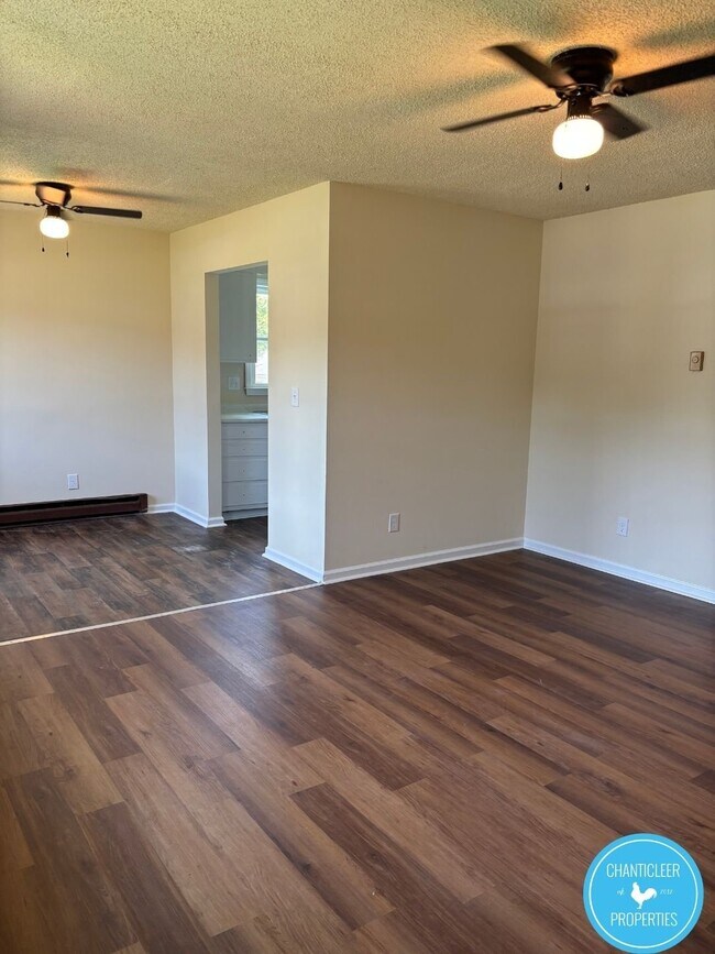 Foto del edificio - 821 E Lafayette St