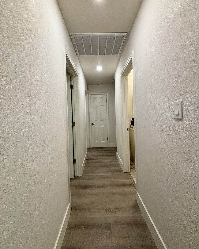 Foto del edificio - 516 Ribier Ave