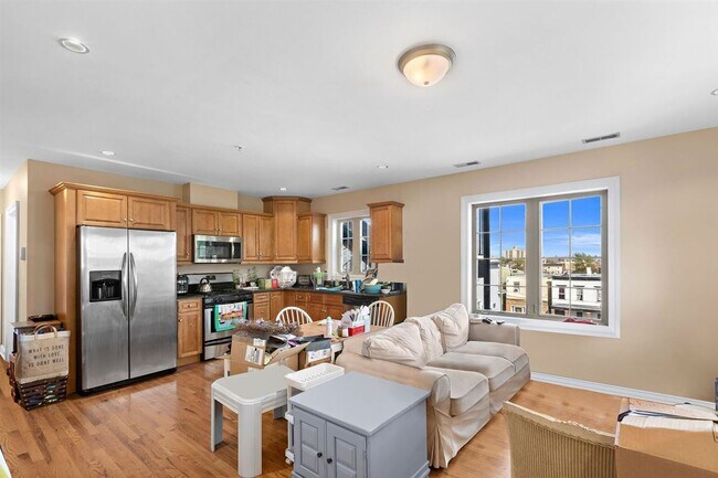 Foto del edificio - 6208 Jackson St