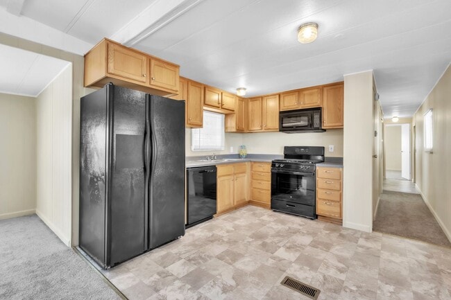 Building Photo - 3 BR/1BA | Mobile Home |2+ Acres