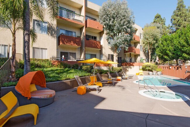 Foto del edificio - Glenoaks Gardens
