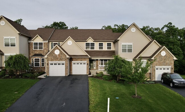 Foto del edificio - 1824 Big Ridge Dr