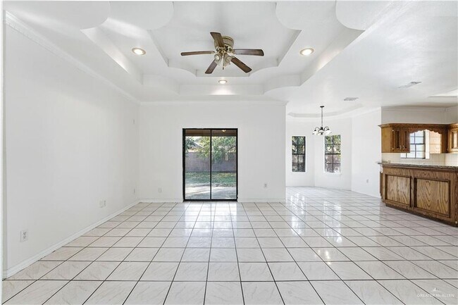 Foto del edificio - 11 West Dr