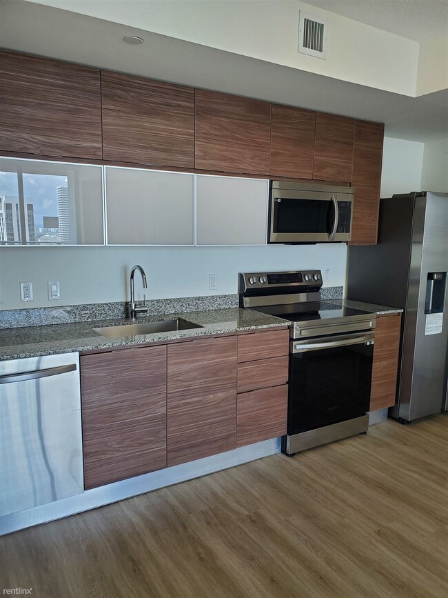 Foto del edificio - 2 br, 2 bath Condo - 34 SW 1st St Brand Ne...