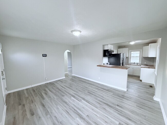 Foto del edificio - 3710 Fletcher Ave