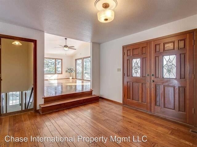 Foto del edificio - 2565 W Lake Ridge Shores