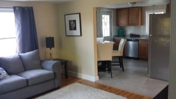 Foto del edificio - House for Rent in Sixteen Acres!