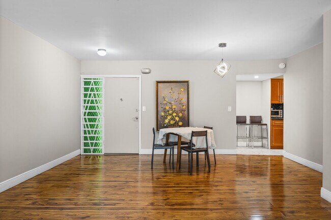 Foto del edificio - 1690 NE 191st St