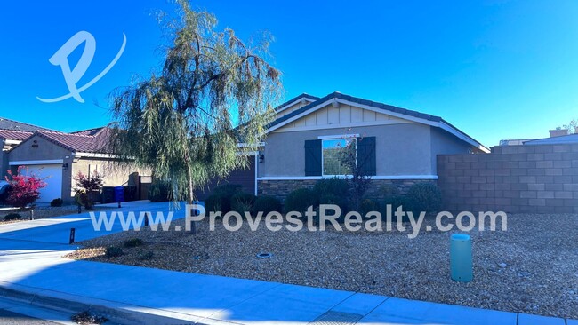 Foto del edificio - 4 Bed, 2 Bath Victorville Home w/Solar Inc...