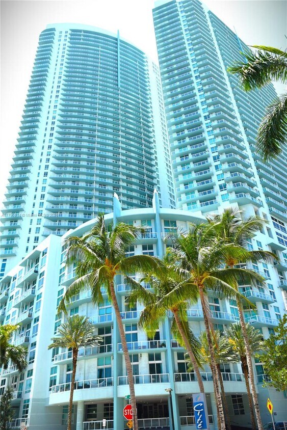 Foto principal - 1900 N Bayshore Dr