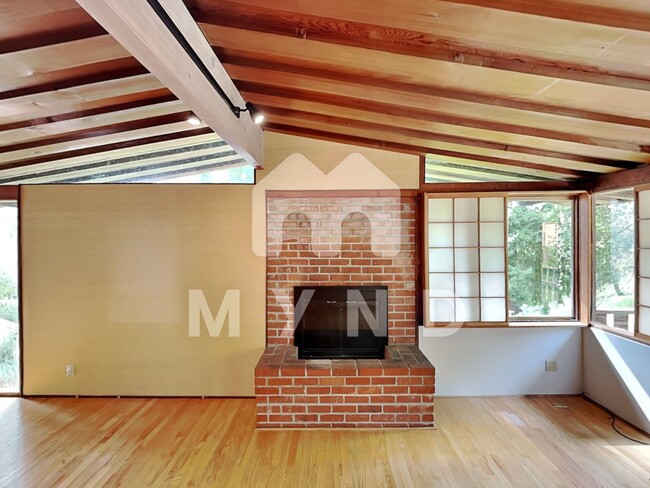 Building Photo - 55 Tamalpais Rd