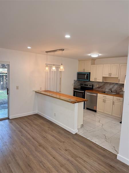 Foto del edificio - 3000 NW 69th Ct