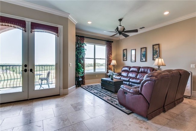 Building Photo - 6675 Mediterranean Dr