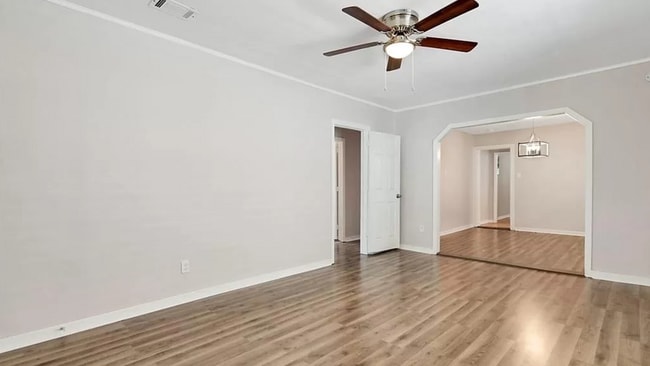 Living area into dining area - 939 W 38th St