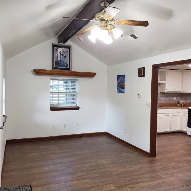 Foto del edificio - 9421 E 67 Terrace