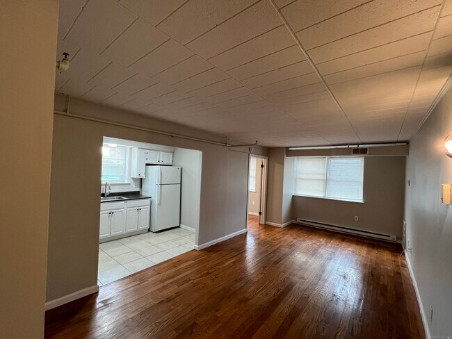 Foto del edificio - 330 Blake St