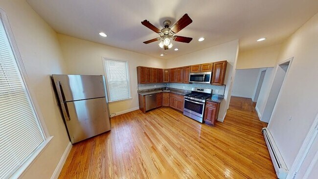 Foto del edificio - 55 Hazleton St