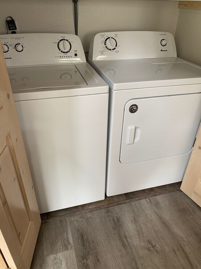 Foto del edificio - Updated Home in Oldmill