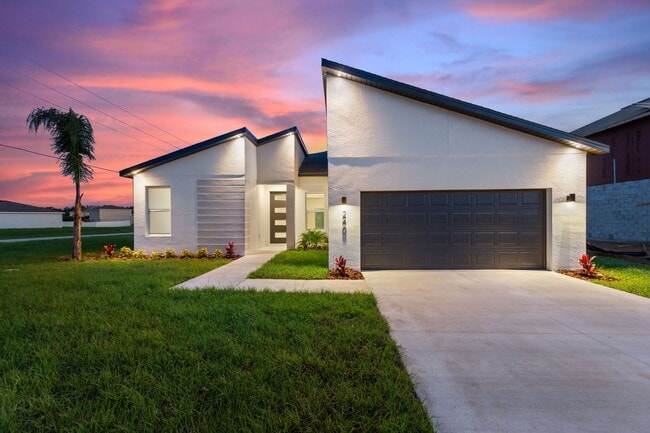 Building Photo - 2400 Rock Ct