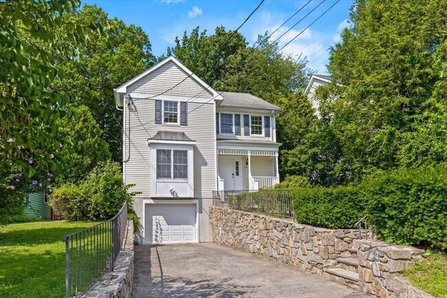 Building Photo - 119 Brambach Rd