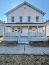 Building Photo - 480 Walnut St