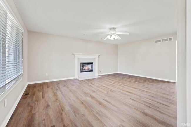 Building Photo - 1128 Amastar Cove