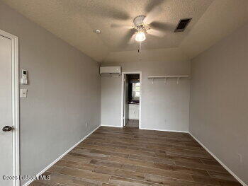 Building Photo - 3421 Hyden Ave