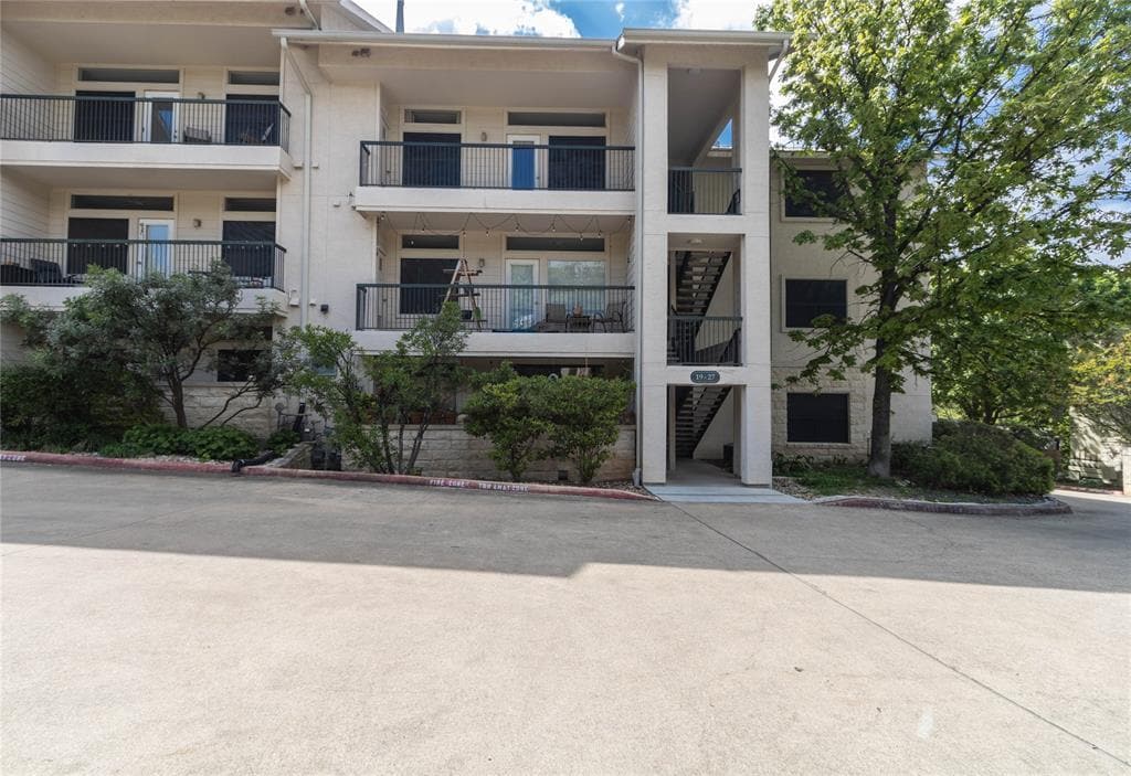 Foto principal - 2209 Hancock Dr