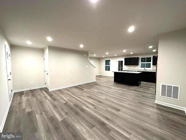 Foto del edificio - 420 Circle Dr