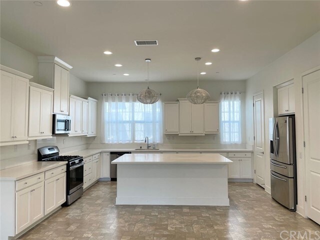 Building Photo - 15950 Ellington Way