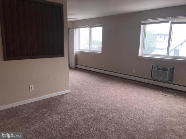 Foto del edificio - 2307 N Harrison St