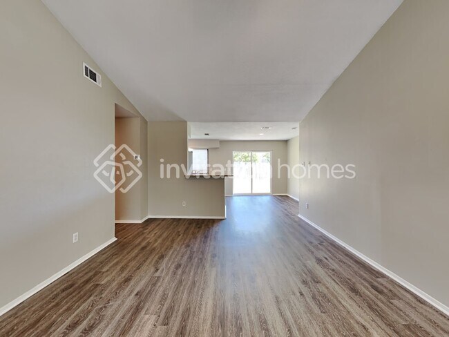 Building Photo - 4609 Southlook Dr