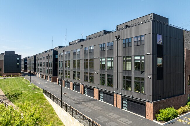 Foto del edificio - The Locks